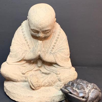 LOT 38R: Concrete Buddha & Three Legged Toad Figure
