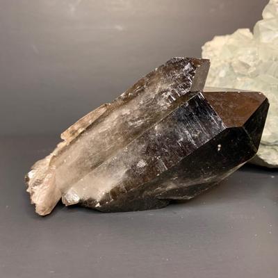 LOT 39R: Natural Cluster Stone/Crystal Formations