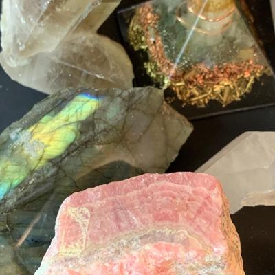 LOT 40R:  Orgonite Pyramids, Healing Stones & Crystals