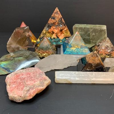 LOT 40R:  Orgonite Pyramids, Healing Stones & Crystals