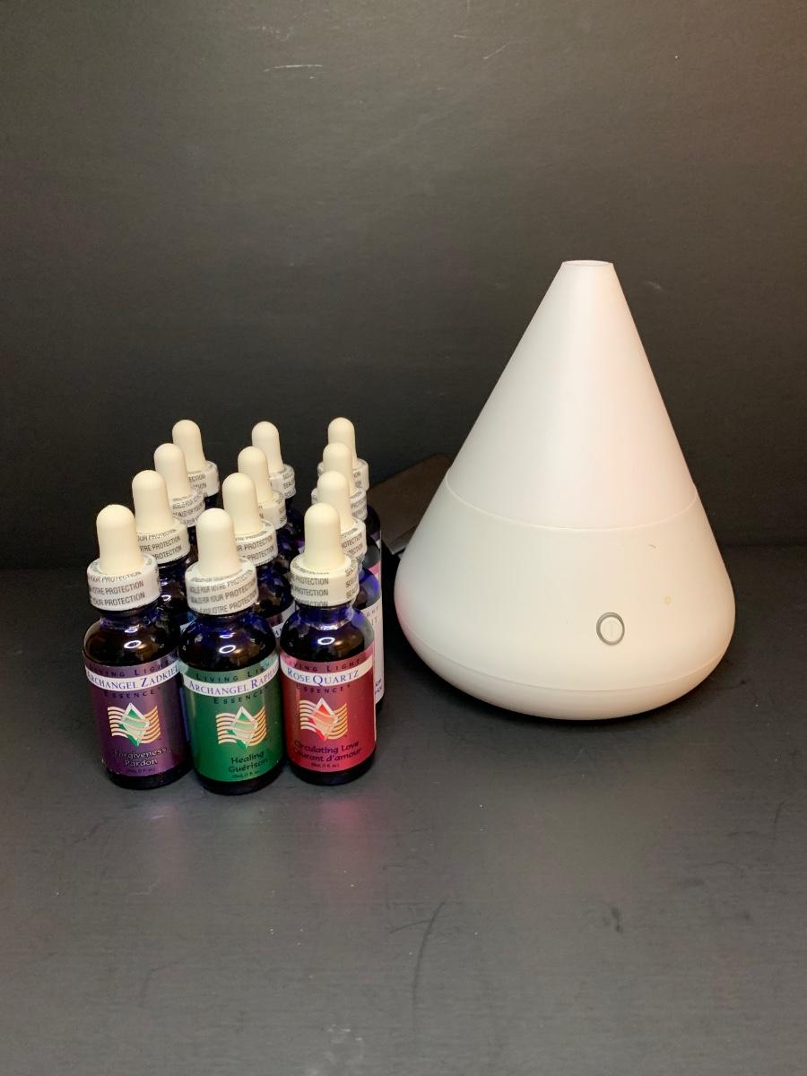 LOT 48R Essential Oil Aroma Mister Diffuser & Essential Oils