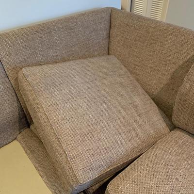 LOT 55R: Thomasville Sectional Sofa