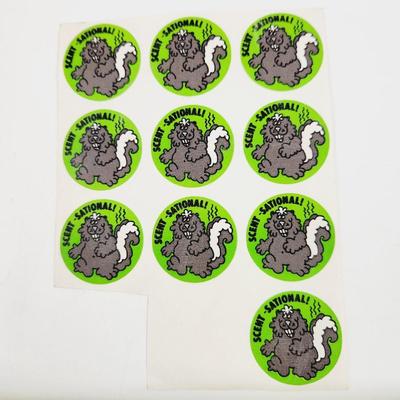 VINTAGE 1980S CTP SNIFFYS SCRATCH & SNIFF MATTE SKUNK STICKERS