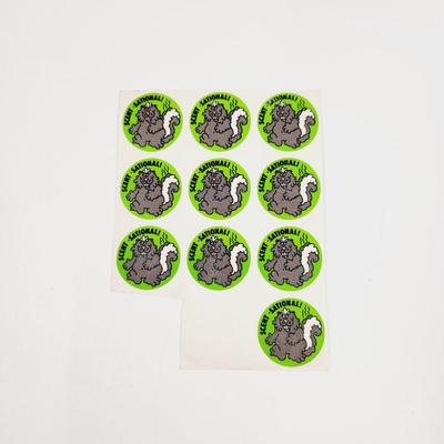 VINTAGE 1980S CTP SNIFFYS SCRATCH & SNIFF MATTE SKUNK STICKERS