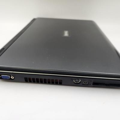 EARLY 2000S WORKIJLNG TOSHIBA LAPTOP W/ DVDR AND MORE