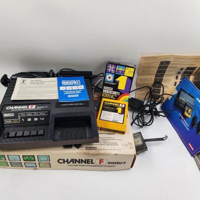VINTAGE CHANNEL F SYSTEM 2 W/ LOTS OF EXTRAS