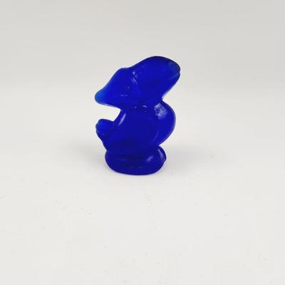 VINTAGE COLBALT BLUE COLLECTABLE GLASS JAYHAWK FIGURINE