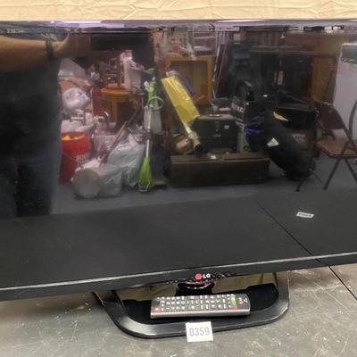 LG TV - No Plug-In. Has Remote