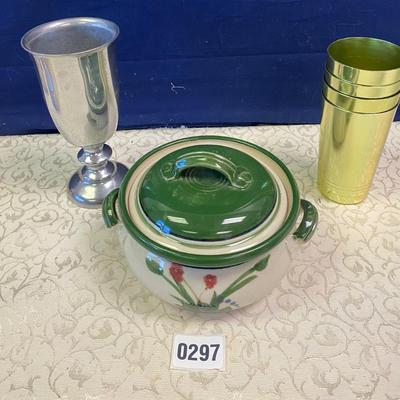 Pretty Little Pot