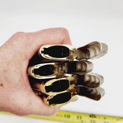 SET OF 4 FEET LIGHTER HOLDER