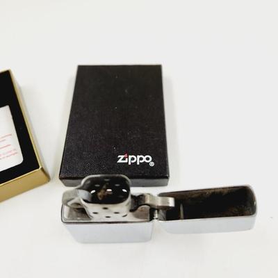 PLAIN SILVER TONED ZIPPO LIGHTER WITH CASE