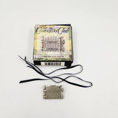 LONGABERGER COLLECTORS CLUB COTTAGE GATE TIE ON LAPEL PIN