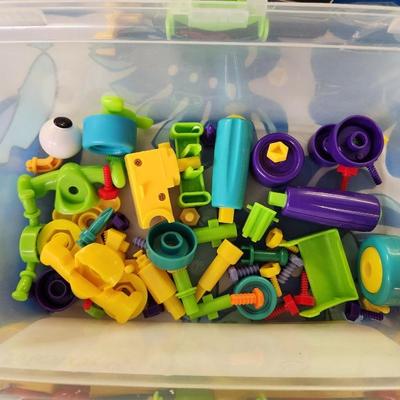MOTORWORKS LEARNING PATHWAYS TOY SET