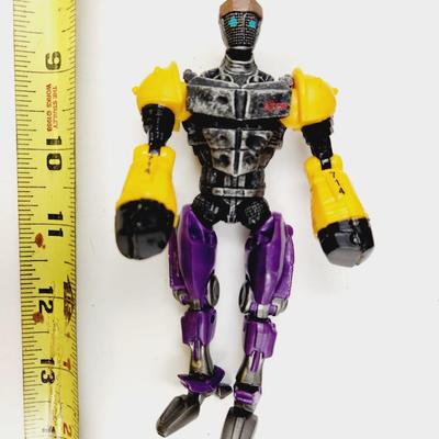 2011 REAL STEEL ROBOT W/ PARTS & CARRYING CASE
