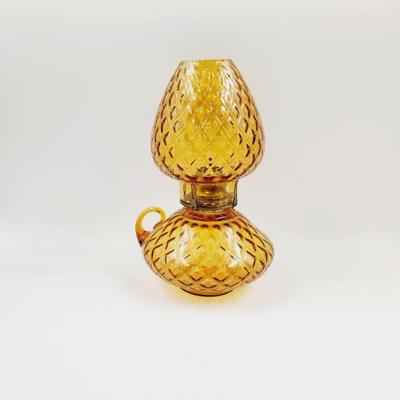 VINTAGE YELLOW DIAMOND CUT OIL LAMP