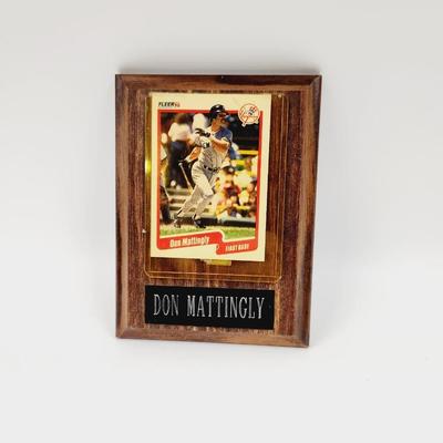 DON MATTINGLY 1ST BASE CARD W/ FRAME