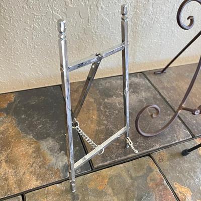 Lot of fancy Plate Stands