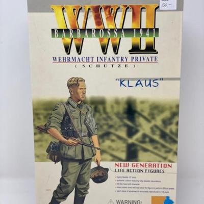 Klaus - WWII Barbarossa 1941 Wehrmacht Infantry Private DRAGON 12" Figurine