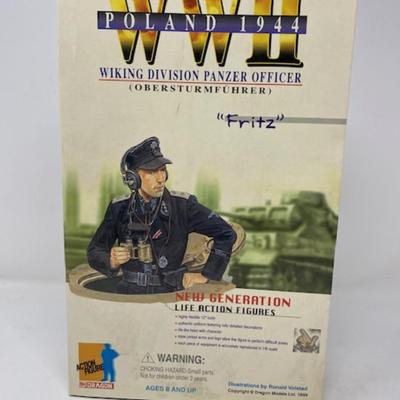 Fritz - WWII Poland 1944 Wiking Division Panzer Officer DRAGON 12" Figurine
