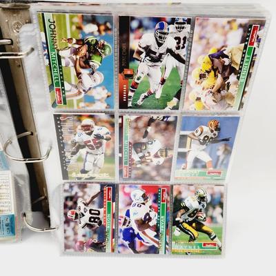 189 FOOTBALL CARDS ROOKIES & 3 RING BINDER INCLUDED
