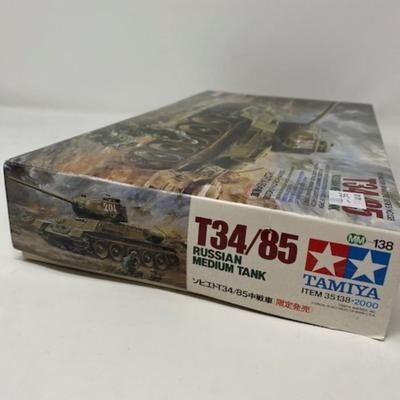 T34/85 Tamiya Russian Medium Tank Model