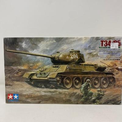 T34/85 Tamiya Russian Medium Tank Model