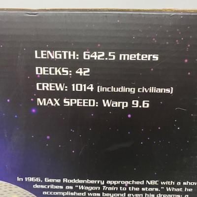 Star Trek The Next Generation Starship Legends U.S.S. Enterprise NCC-1701-D Elecgtronic Starship