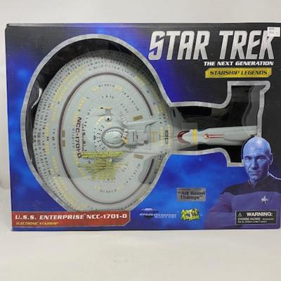 Star Trek The Next Generation Starship Legends U.S.S. Enterprise NCC-1701-D Elecgtronic Starship