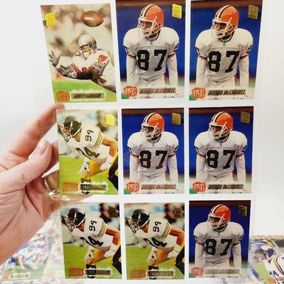 153 COLLECTABLE FOOTBALL CARDS IN PROTECTIVE SLEEVES