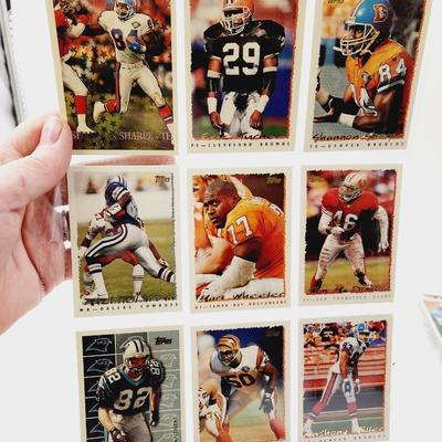 225 COLLECTABLE FOOTBALL CARDS W/ PROTECTIVE SLEEVES