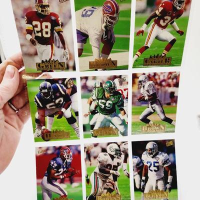 224 COLLECTABLE FOOTBALL CARDS W/ PROTECTIVE SLEEVES