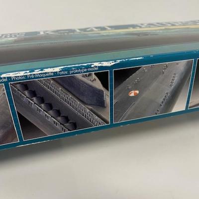 Oscar-II Class Submarine K-141 Kursk REVEL 1:350 Model
