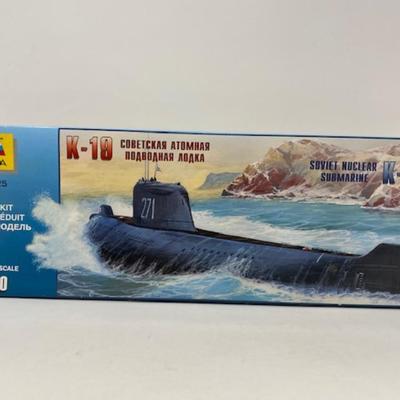 K-19 Soviet Nuclear Submarine Model by Zvezda 1/350