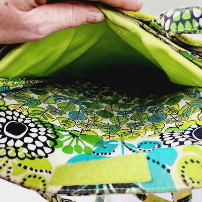 VERA BRADLEY GREEN PAISLEY LAP TOP BAG