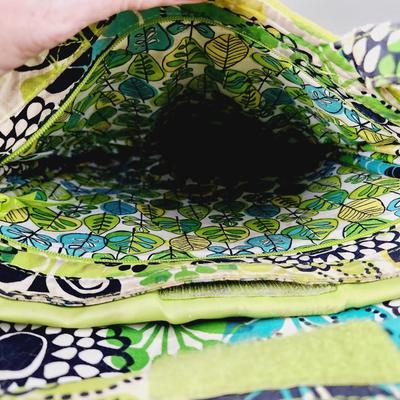 VERA BRADLEY GREEN PAISLEY LAP TOP BAG