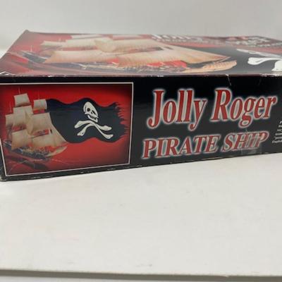 Jolly Roger Pirate Ship Lindberg Model