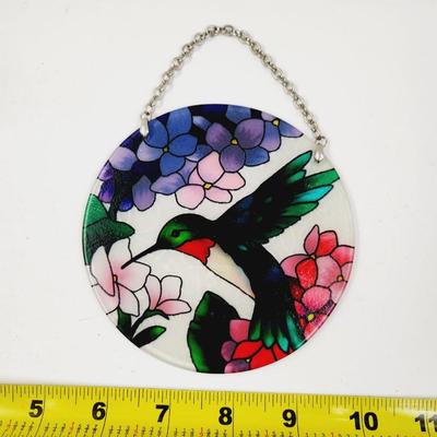 BEAUTIFUL HUMMINGBIRD GLASS SUN CATCHER