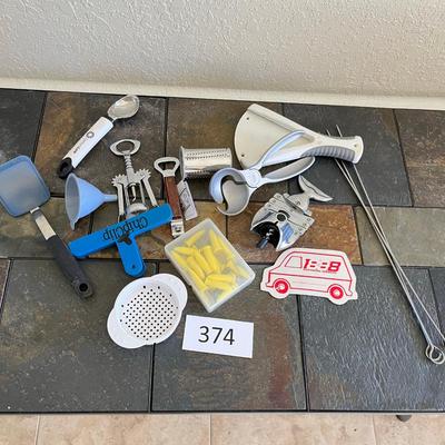 Lot of kitchen stuff
