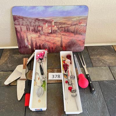 Cutting board & Utensils