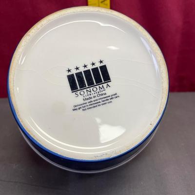 Patriotic ceramic basket