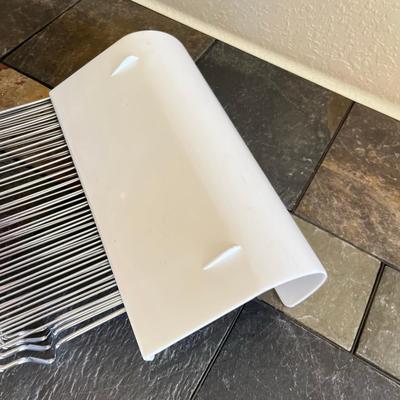Wire kitchen supplies