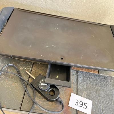 Electric griddle