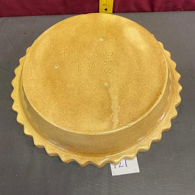 Pie plate with lid