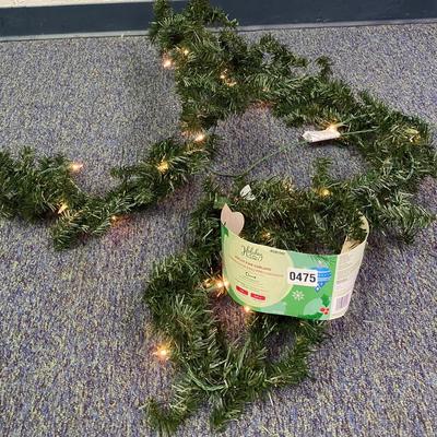 9â€™ lit Garland
