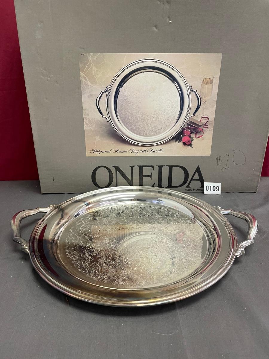 Oneida tray EstateSales org Oneida tray EstateSales org