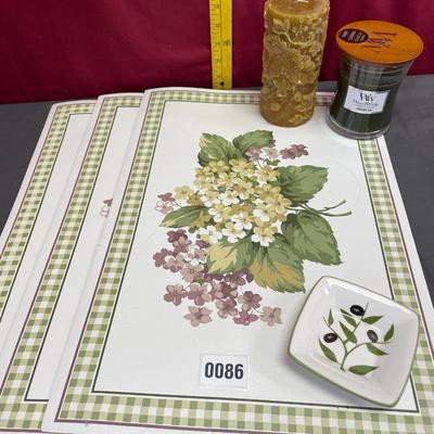 Candles and placemats