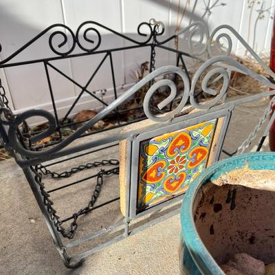 Flower pots & stands