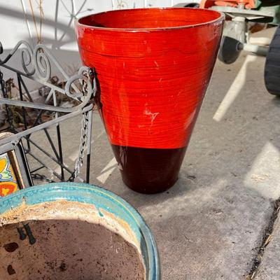 Flower pots & stands