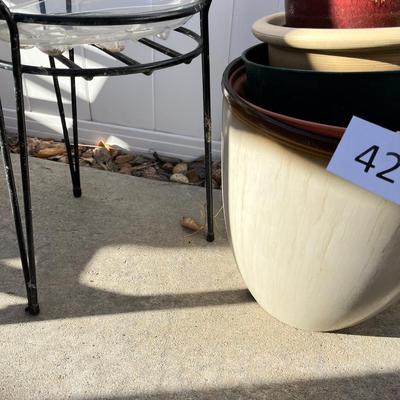 Flower pots & stands