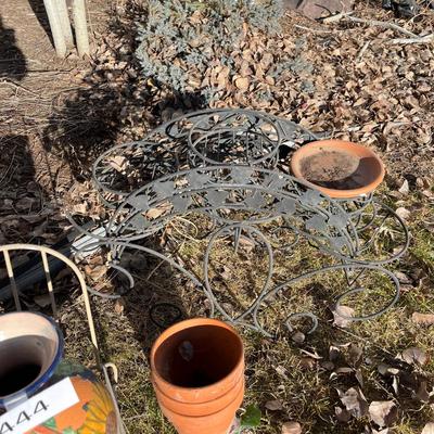 Flower pots & stands